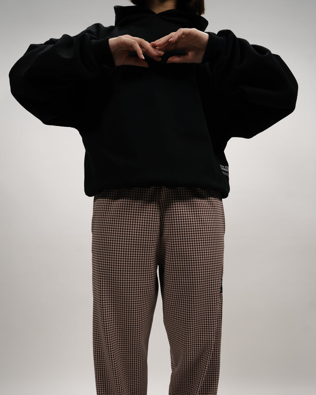 Rose-patterned Pants